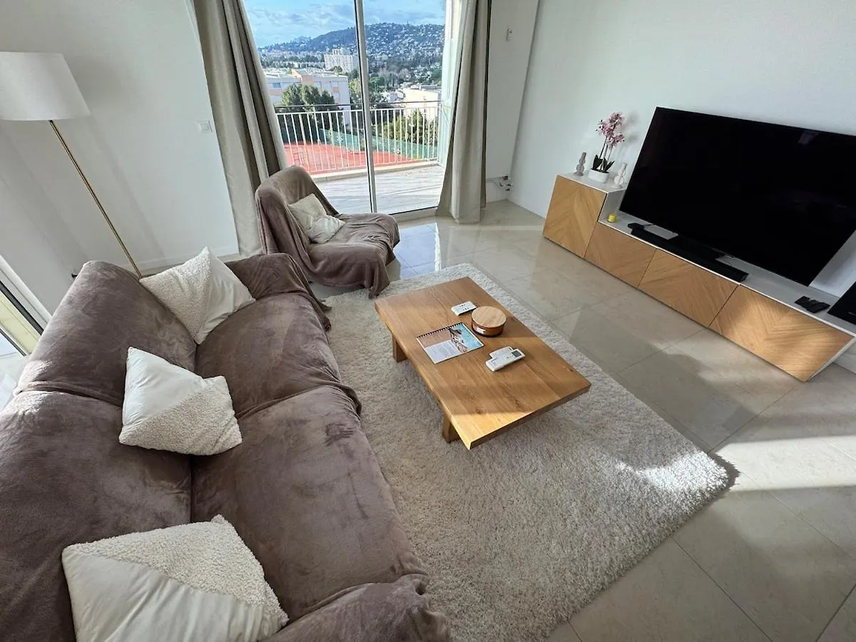 Apartment La Roseraie - Apt Standing 4 Prs - Piscine - Parking Antibes France